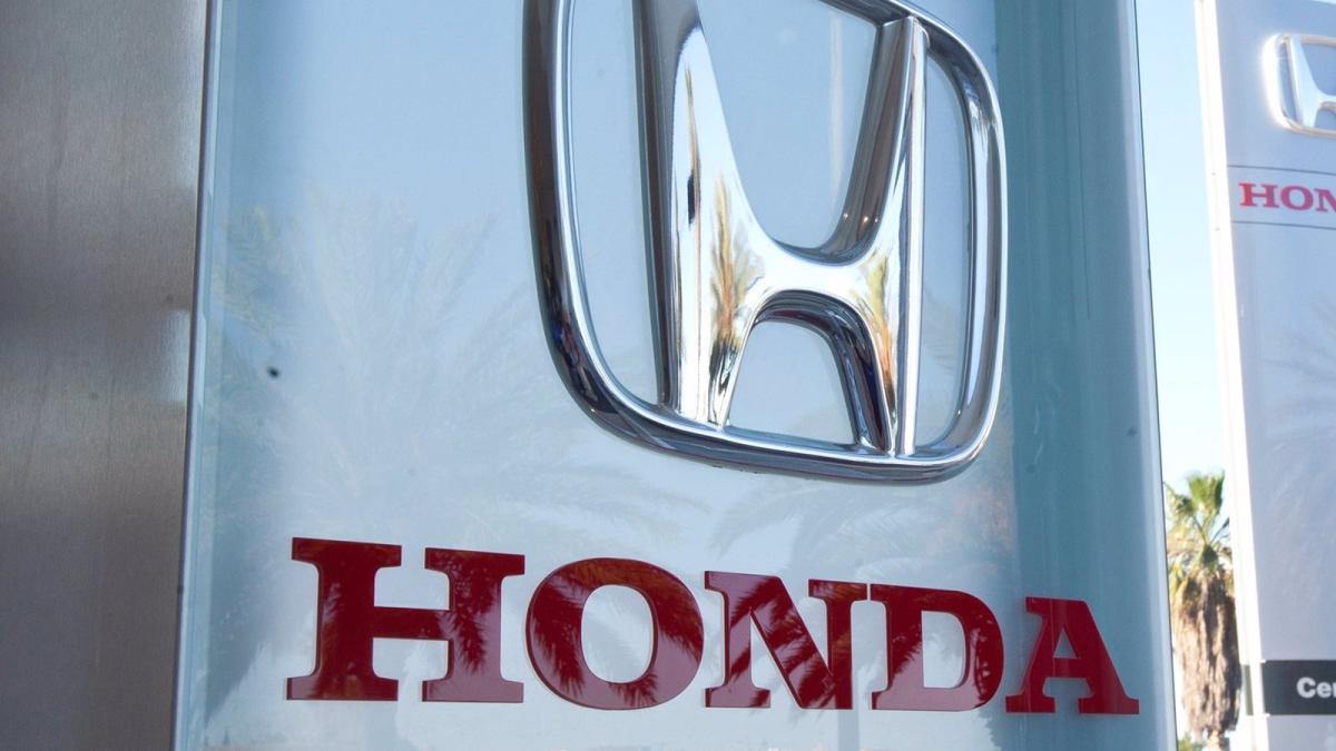 Honda, dispuesta a reanudar las conversaciones con Nissan si su CEO, Makoto Uchida, renuncia al cargo