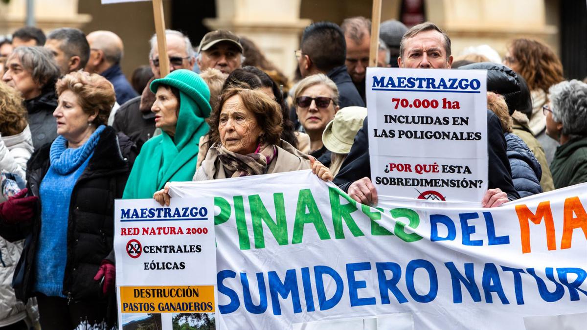 Cientos de personas se manifiestan en Teruel contra el Clúster del Maestrazgo