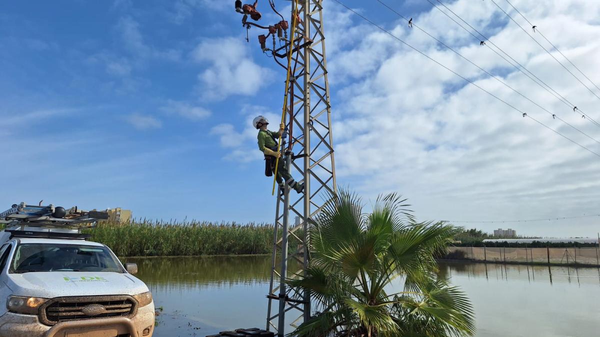 Expertos del sector energético requieren una mayor inversión en red eléctrica para que sea más resiliente y segura