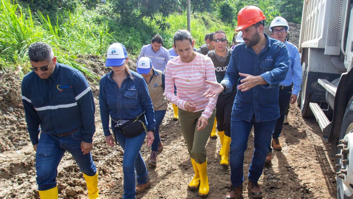 Petroecuador aplaza las exportaciones de petróleo tras la rotura del oleoducto Sote que contaminó los ríos