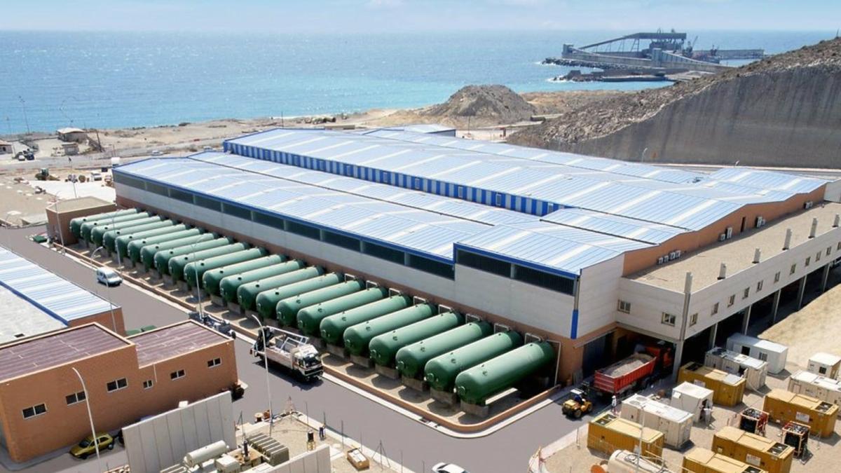El Gobierno trata de reiniciar la desaladora de Carboneras (Almería) mientras estudia "alternativas"