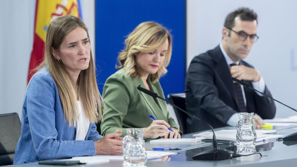El Ejecutivo considera "extraordinario" el trabajo de Red Eléctrica y de Corredor en el apagón