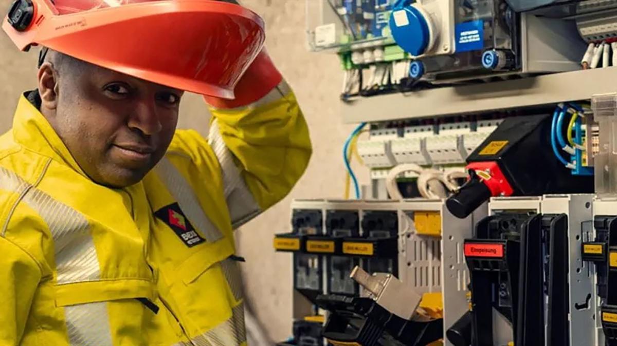 Trabajador de Enexis, la operadora de red local de Países Bajos.