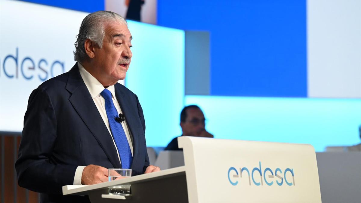 Bogas (Endesa) apuesta por "más generación síncrona" e invertir en la red para evitar nuevos apagones