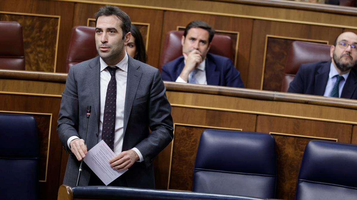 Carlos Cuerpo promete que estudiará posibles ayudas a la industria electrointensiva por el apagón