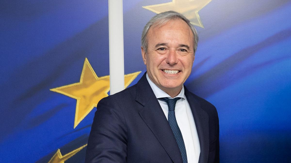 Azcón achaca el apagón a mala gestión de la red y pide una nueva interconexión con Francia vía Aragón