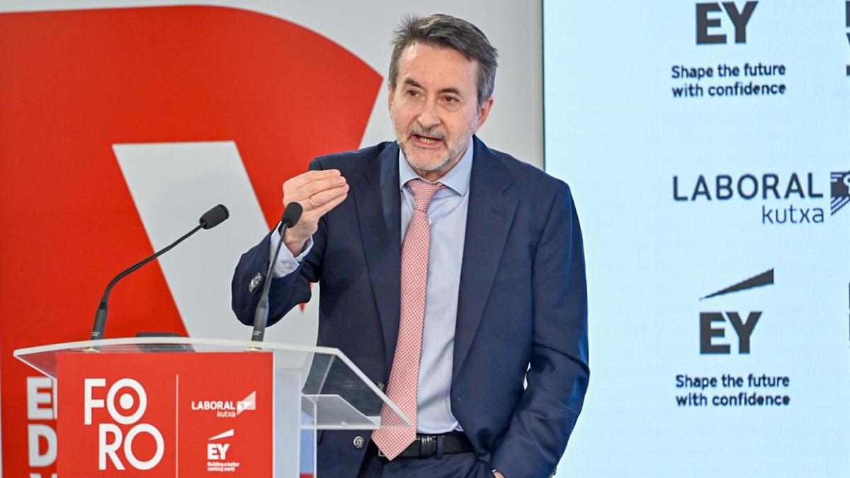 Imaz (Repsol) cree que la prohibición de motores de combustión se revertirá y ve un "daño irreparable" en la automoción