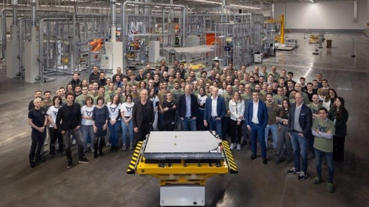 Seat ensambla los primeros sistemas de baterías en preserie en Martorell (Barcelona)