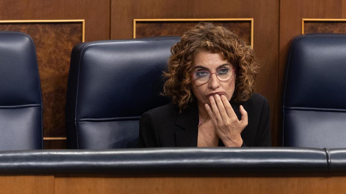 El PP pide la comparecencia de Montero en el Congreso para saber qué papel juega la SEPI en Red Eléctrica