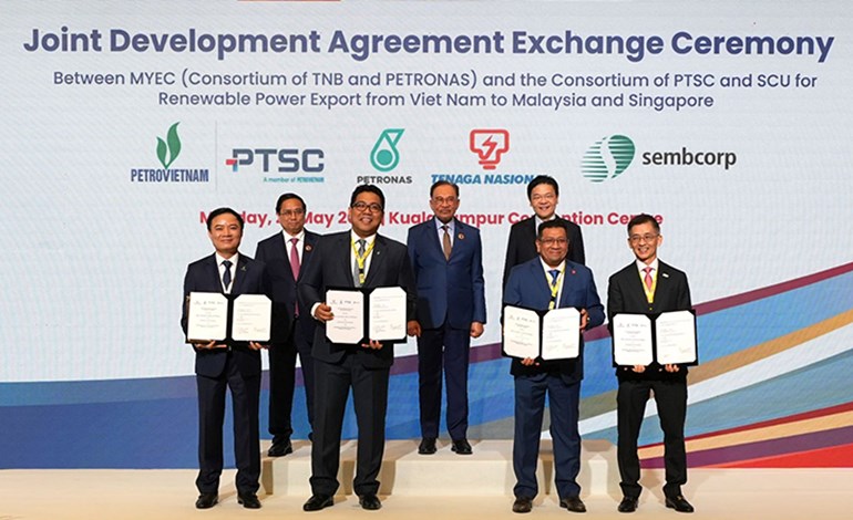 Empresas energéticas de Malasia, Vietnam y Singapur se alían para impulsar el suministro transfronterizo de energía renovable