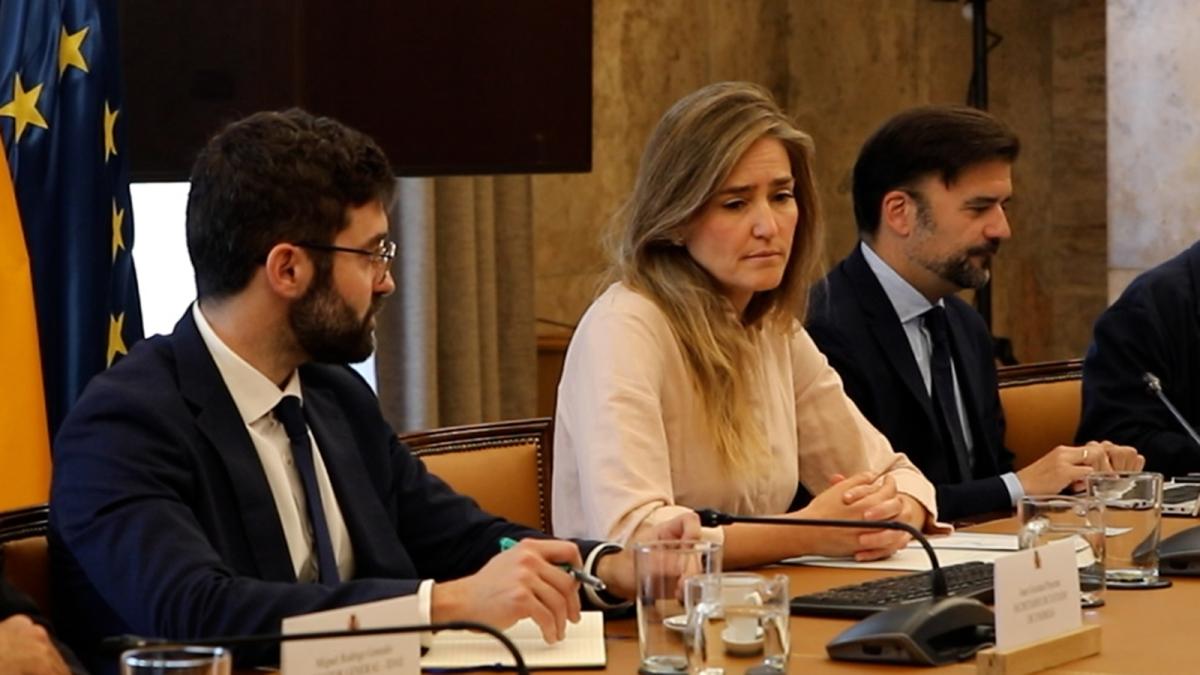Las comunidades del PP piden en bloque entrar en el comité de investigación del apagón