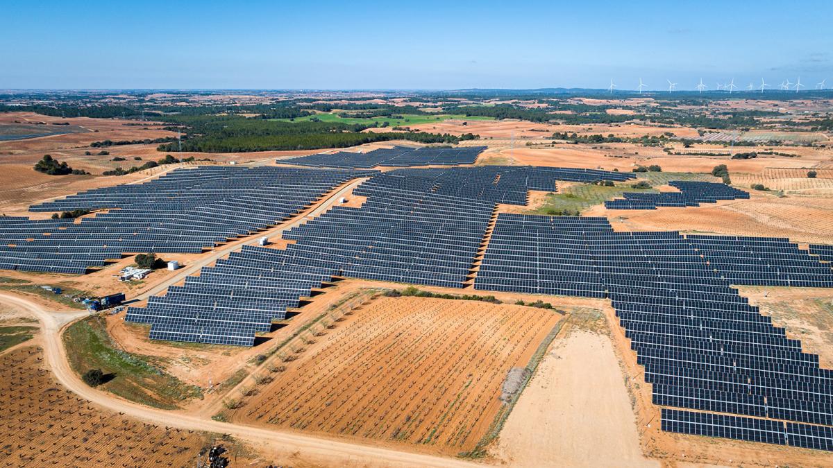 Sonnedix inaugura su complejo solar Covatillas de 150 MW.
