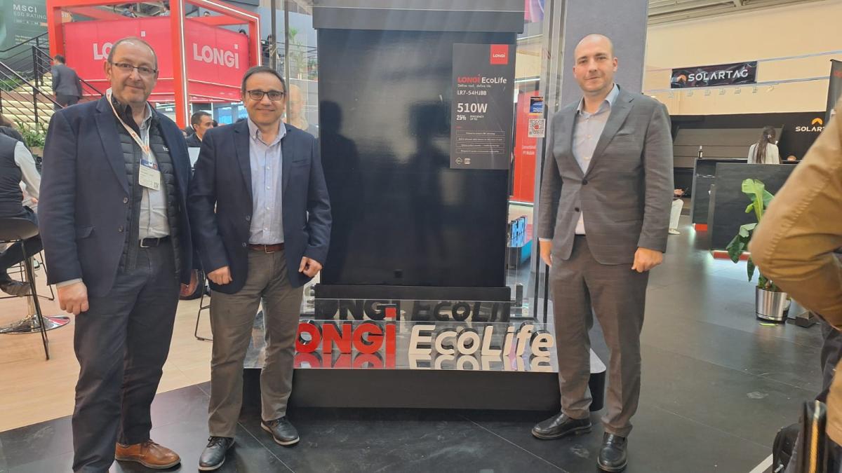 Holaluz se alía con la china LONGi para sus soluciones de autoconsumo doméstico