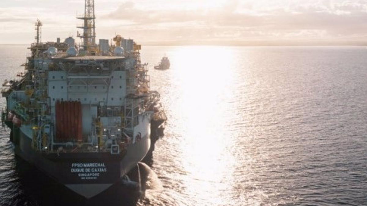 Carguero de Petrobras.