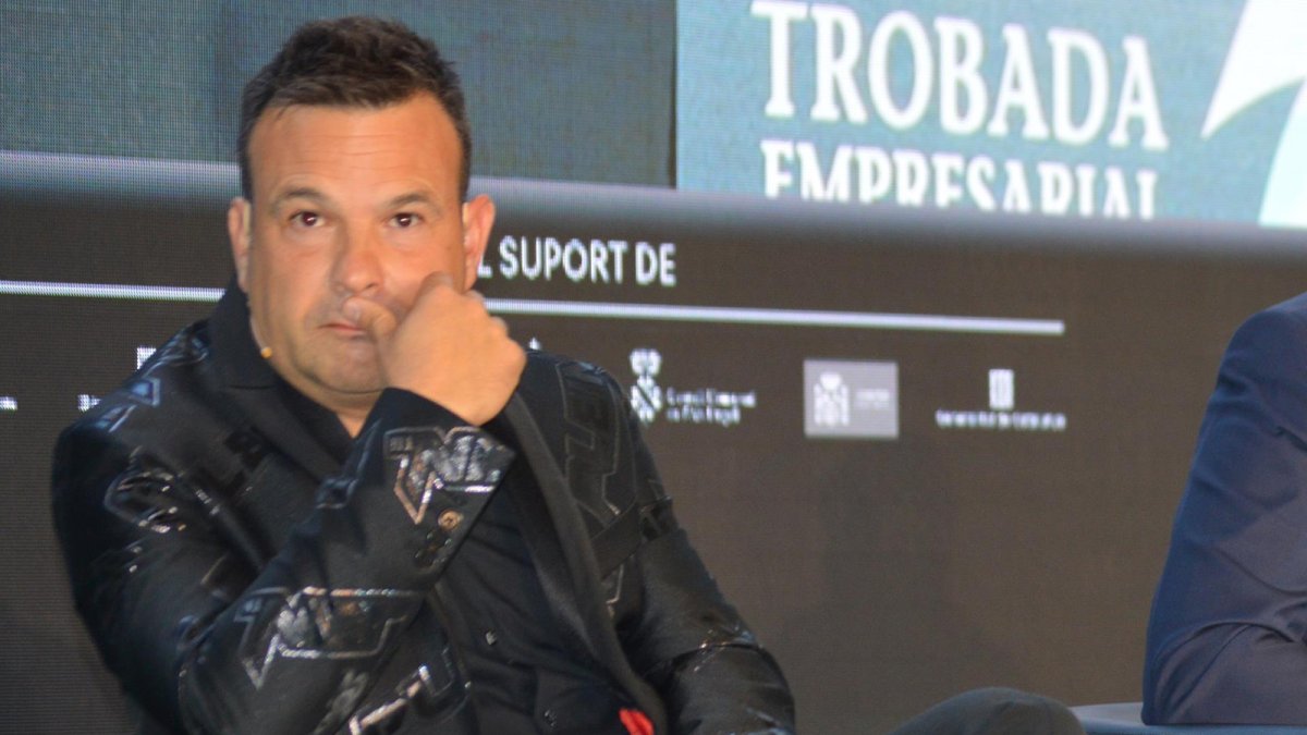 José Elías lanza la web 'Make OHL Great Again' para hacerse con el voto de minoritarios y echar a los Amodio