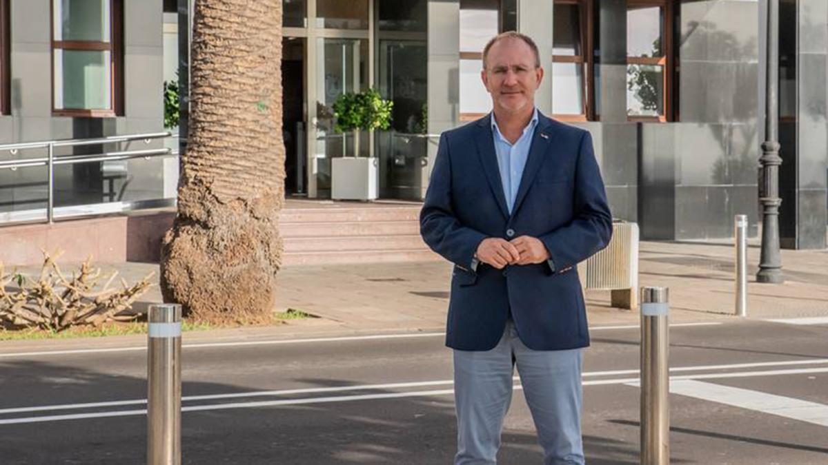 El presidente del Cabildo palmero envía una carta a Aagesen para pedir soluciones tras el apagón
