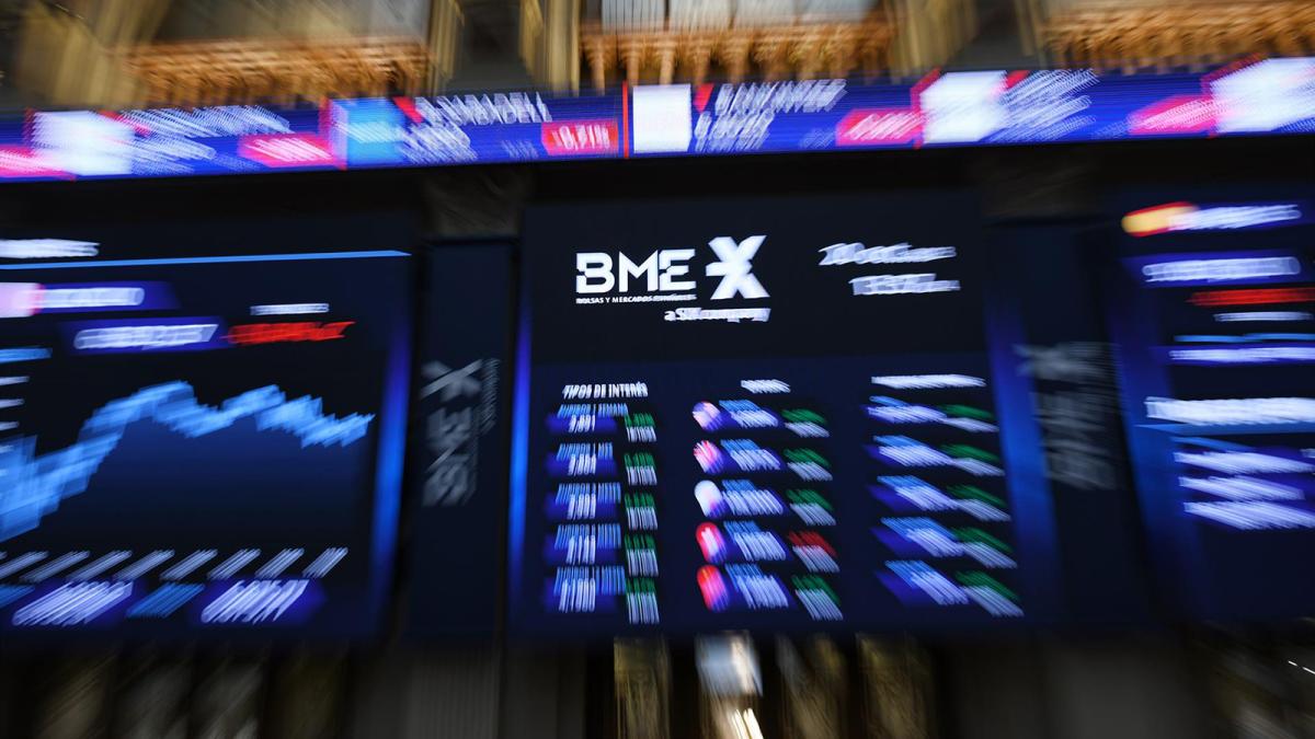 Las eléctricas escapan de las caídas en Bolsa al diluirse su posible responsabilidad en el apagón