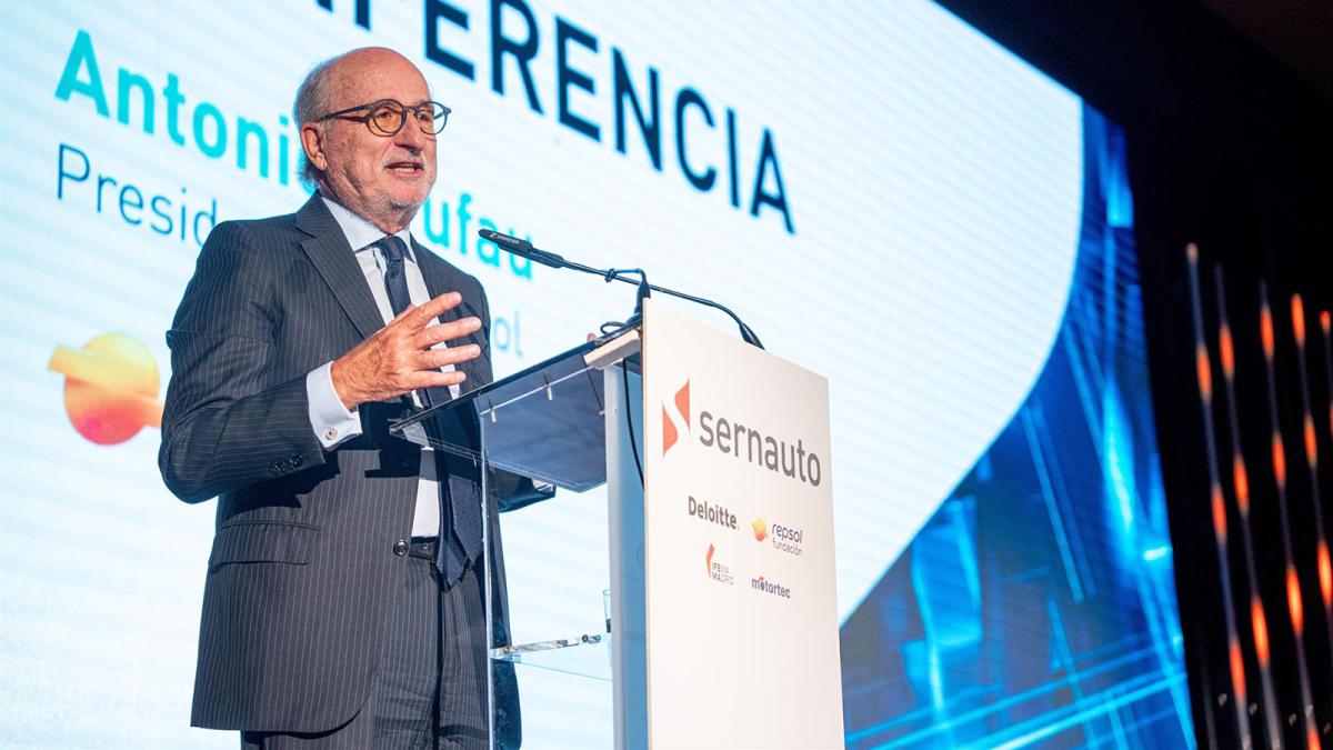  Brufau (Repsol) pide evitar medidas "transversales" que lleven a Europa a "perder la batalla" con EEUU y China