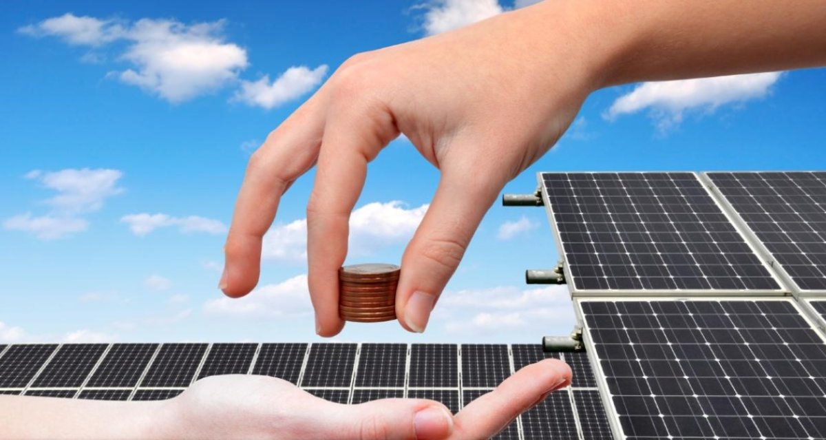 España se pega un tiro en el pie: pierde un laudo con el fondo Eiser por 262 millones tras recurrirlo cuando lo condenaron a pagar la mitad