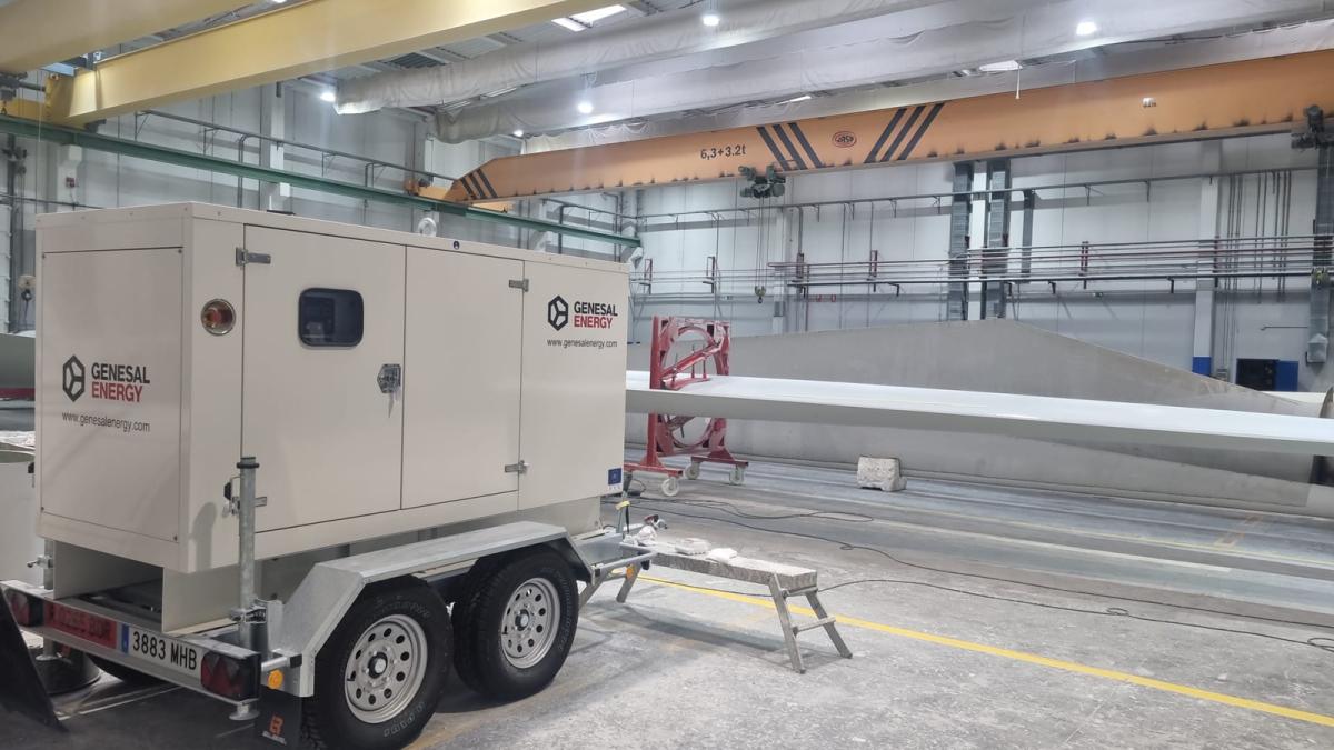 Genesal Energy desarrolla un grupo electrógeno móvil para el reciclaje de palas de aerogeneradores 