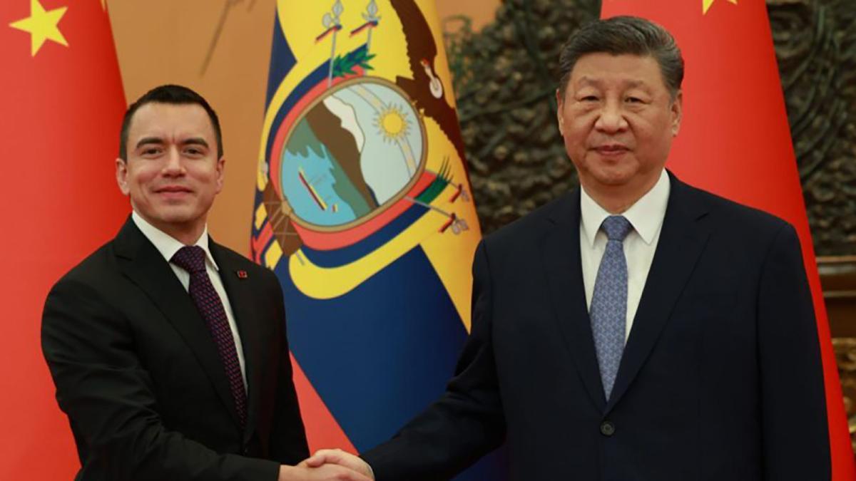 Ecuador recibirá 1.000 millones de dólares de España y China para invertir en energía