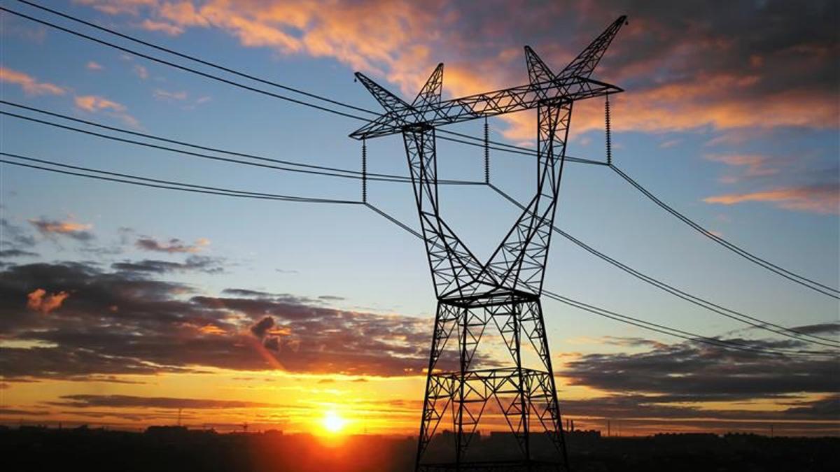 Cox se adjudica un contrato para construir líneas de transmisión en Paraguay por 54 millones