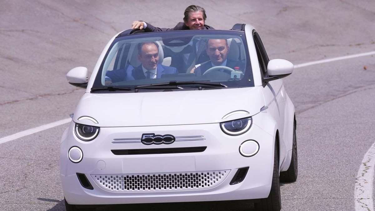 Fiat producirá desde noviembre en Turín el nuevo 500 Hybrid, con el objetivo de 5.000 unidades este año