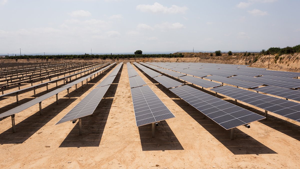 Enercoop, la cooperativa energética más antigua de España, apuesta por las microplantas solares