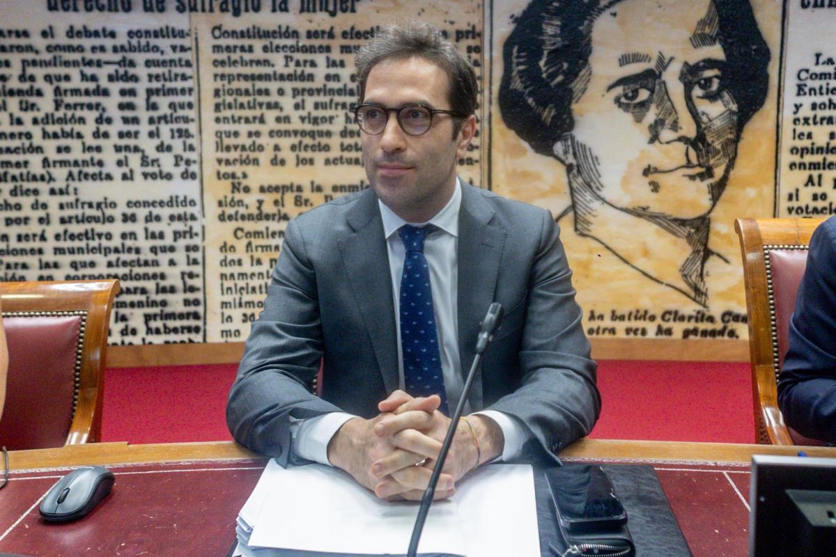 El Gobierno confía en aprobar este año la subida fiscal al diésel 