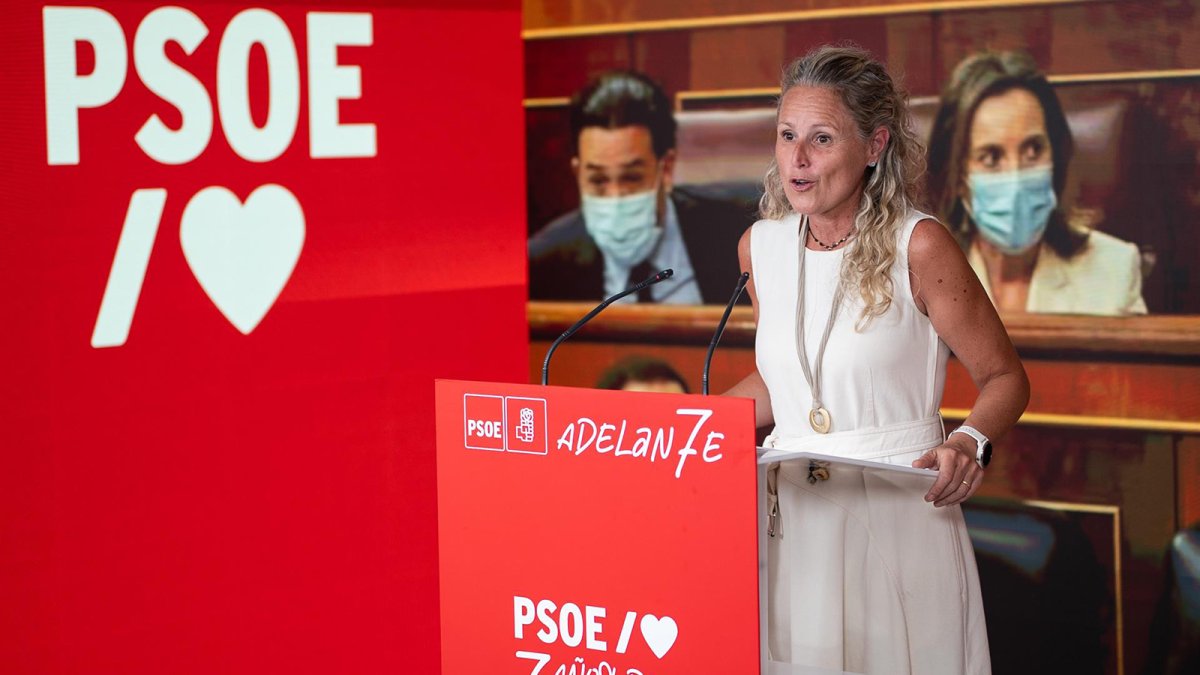 La portavoz del PSOE, Montse Mínguez.