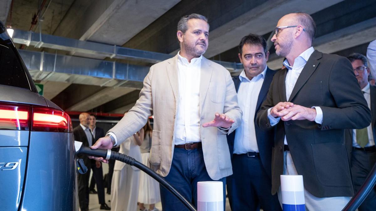 Nuevos Ministerios estrena el mayor punto de recarga de vehículos eléctricos en Madrid