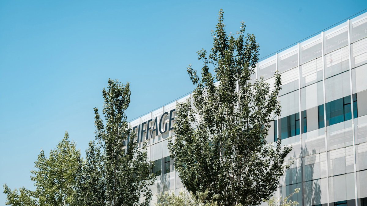 Eiffage refuerza su presencia en España con la compra de tres empresas del sector energético