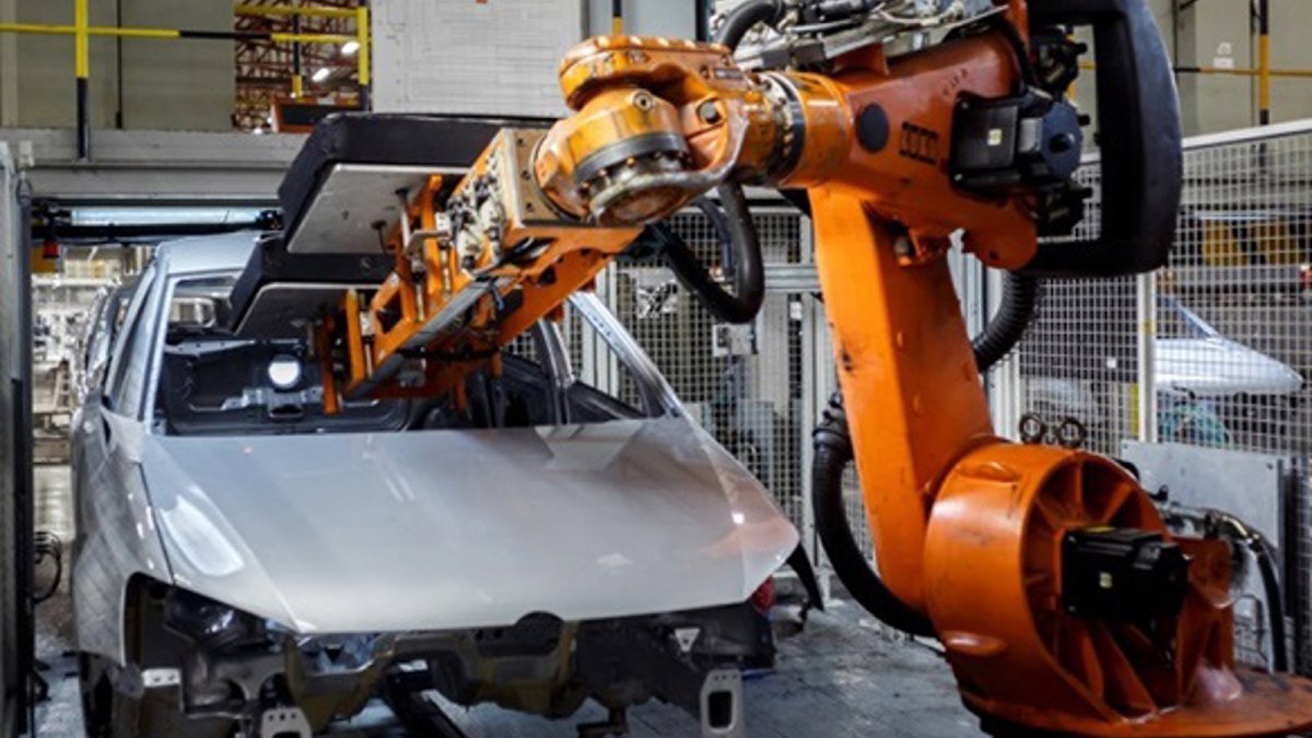 UGT FICA pide una descarbonización "justa y ordenada" y respalda flexibilizar las emisiones de CO2