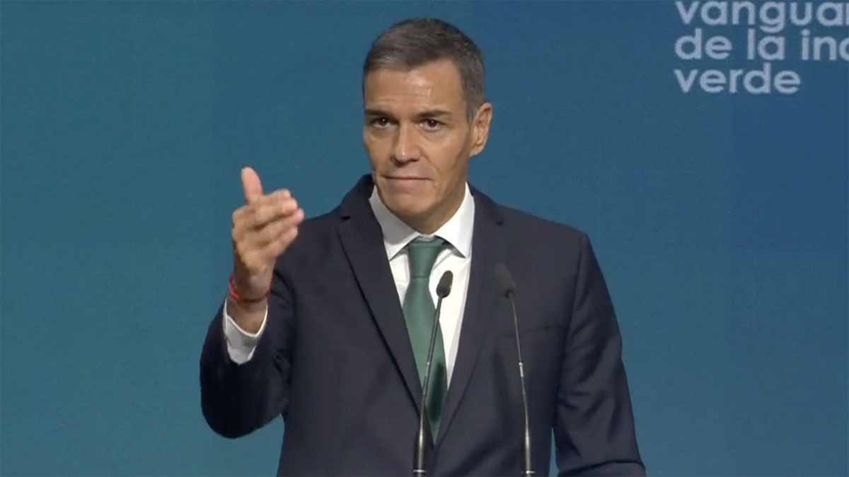 Sánchez anuncia 50 millones para el desarrollo de la nueva gigafactoría de baterías en Valladolid