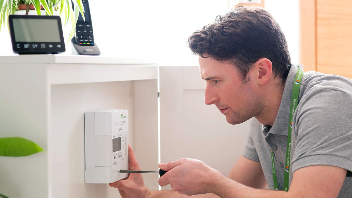 Iberdrola vende a Macquarie su negocio de contadores en Reino Unido por 1.000 millones