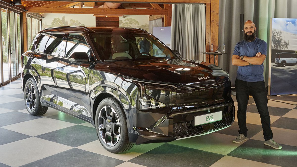 Kerolay num instante de pura sensualidade onde o corpo se expressa da ousadia