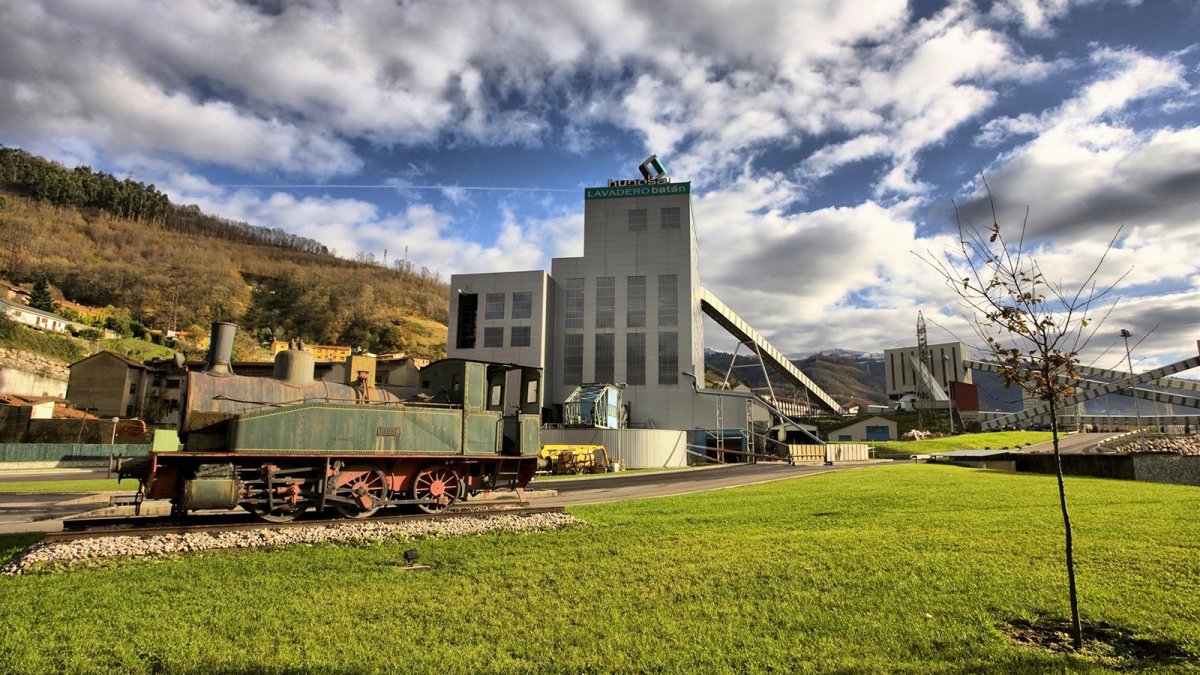 Hunosa se incorpora al Clúster Nacional para la Minería Sostenible a través de su planta Batán Recovery