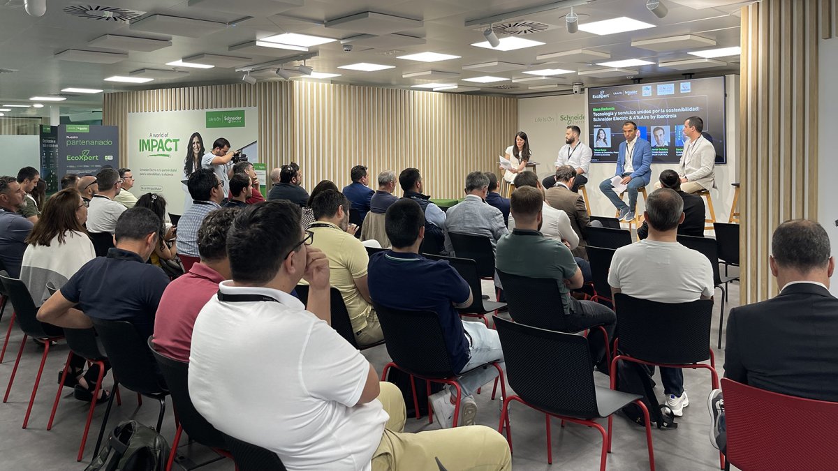 Schneider Electric y ATuAire by Iberdrola anuncian su alianza estratégica para impulsar la electrificación del calor en el sector profesional