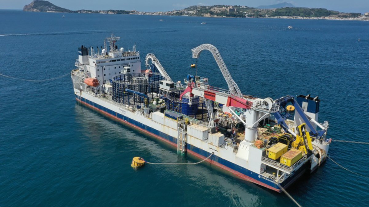 Red Eléctrica concluye el tendido de los cables submarinos del enlace entre Tenerife y La Gomera