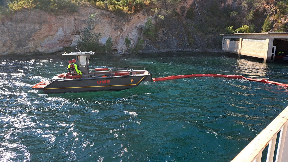 Naturgy y la UME colaboran en un simulacro de emergencia ambiental en el complejo hidroeléctrico de Bolarque