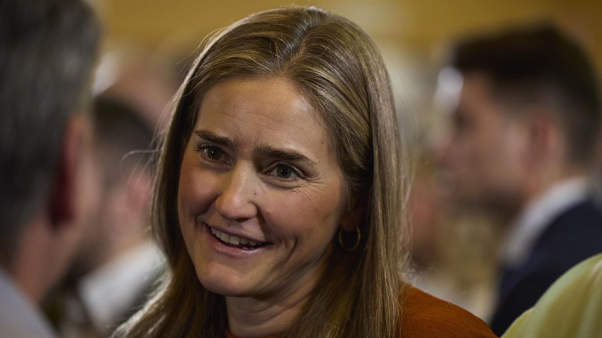 Aagesen: "El PP da señales que lo acercan a un partido negacionista" en materia climática