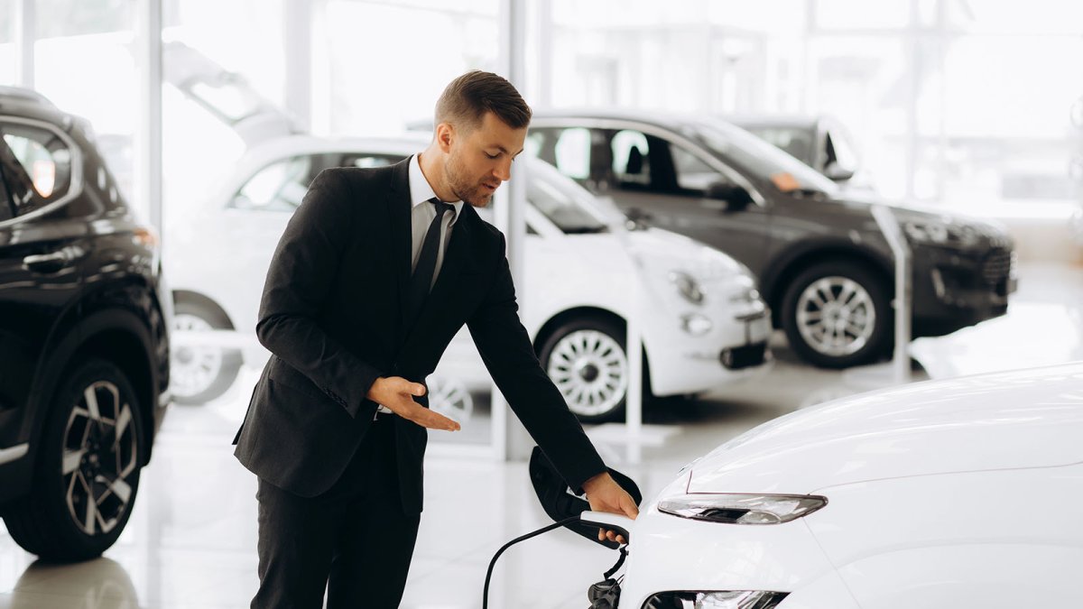 El empujón de Tesla despierta las ventas de coches eléctricos en septiembre