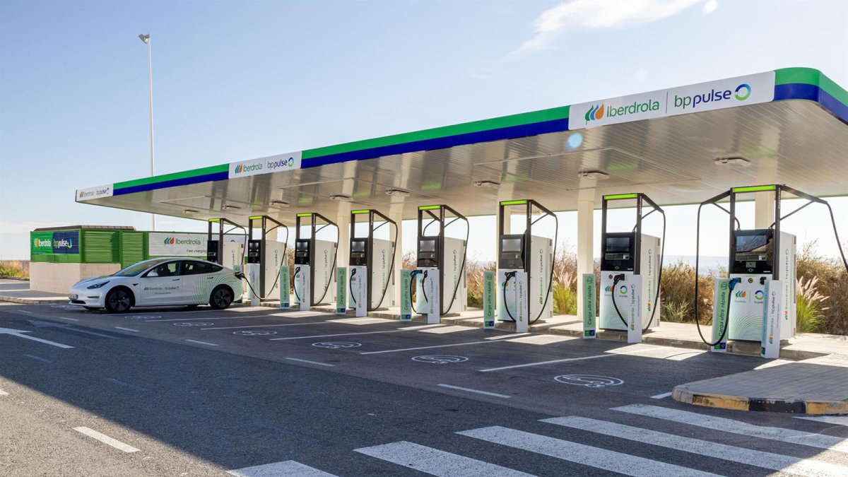 Hub de recarga de Iberdrola | bp pulse.