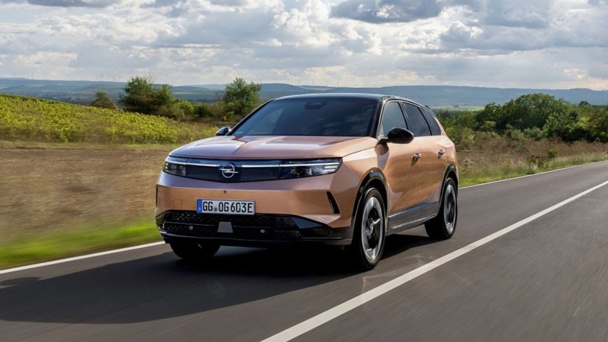 Opel abre sus primeros pedidos del Grandland Electric con autonomía de hasta 694 kilómetros