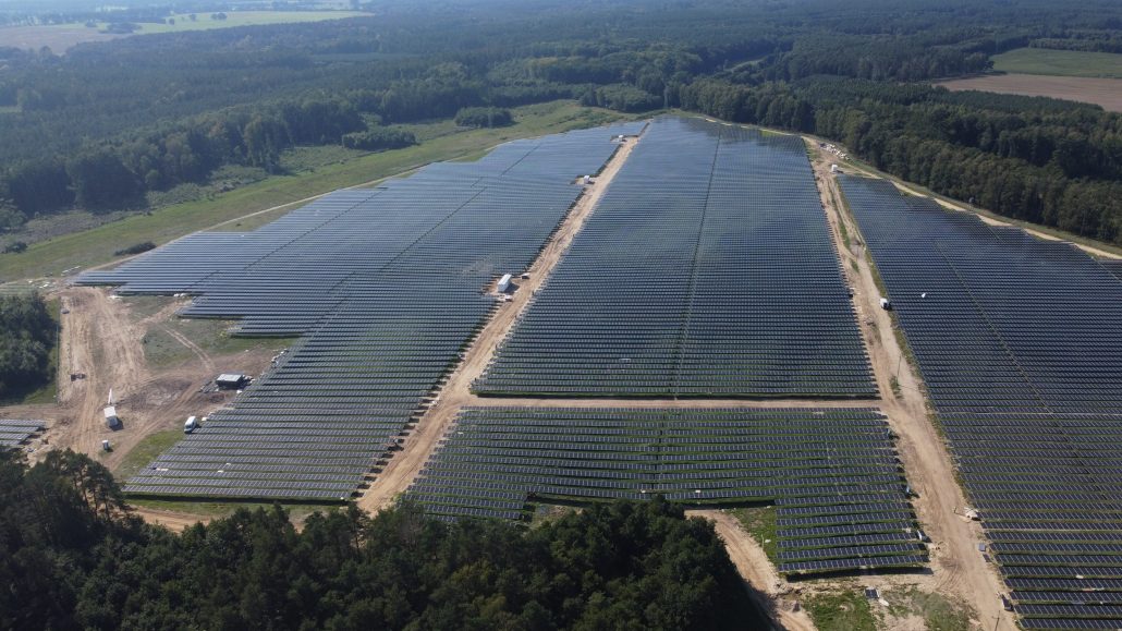 Apple adquirirá la energía de una planta solar de Econergy en Polonia a través de un PPA virtual