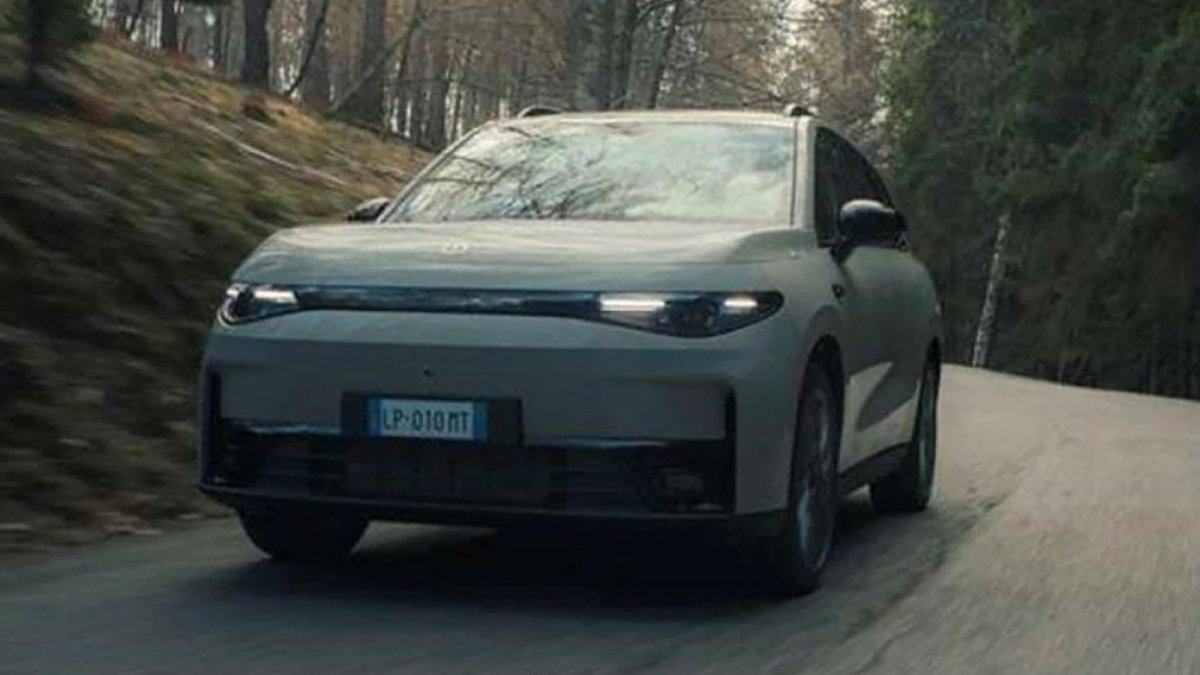 Leapmotor presentará en el Salón del Automóvil de Zúrich la versión 4x4 de su C10 SUV