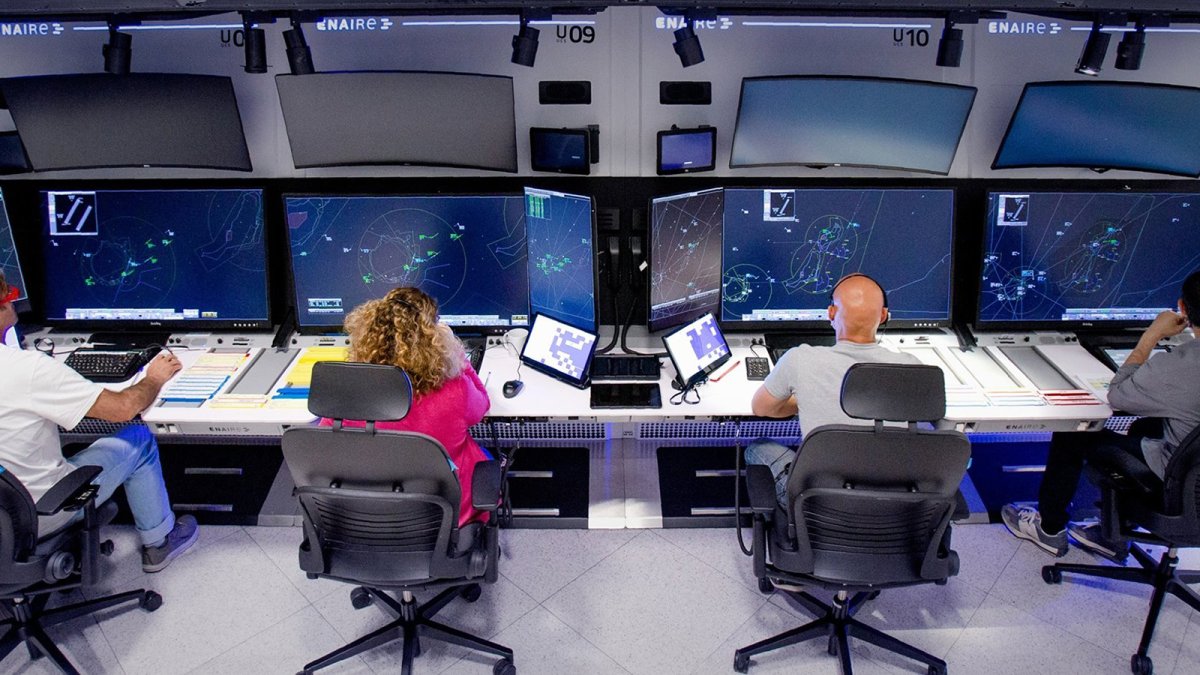 Nexus Energía suministrará energía verde a los centros de Enaire en 2026 por valor de 9,6 millones