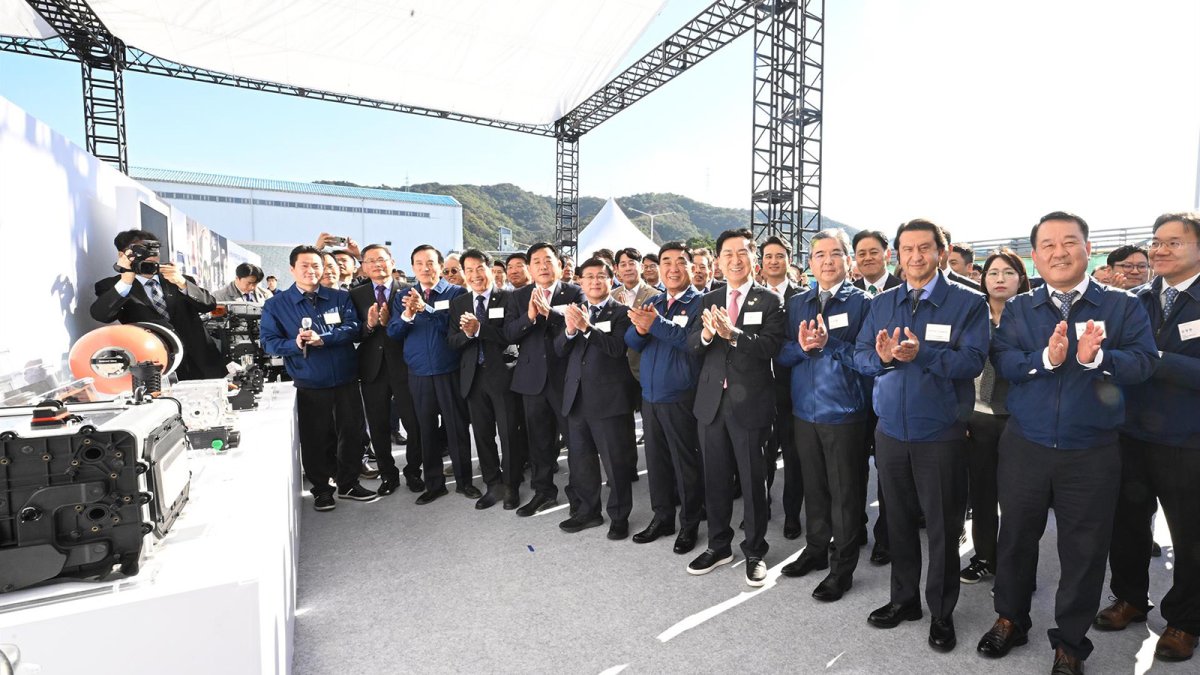 Hyundai inicia la construcción de su planta de producción de pilas de combustible de hidrógeno en Corea.