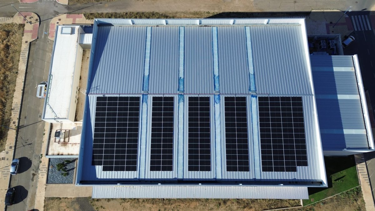 Transformando la energía pública en León: nueve sistemas de almacenamiento KSTAR impulsan la sostenibilidad municipal