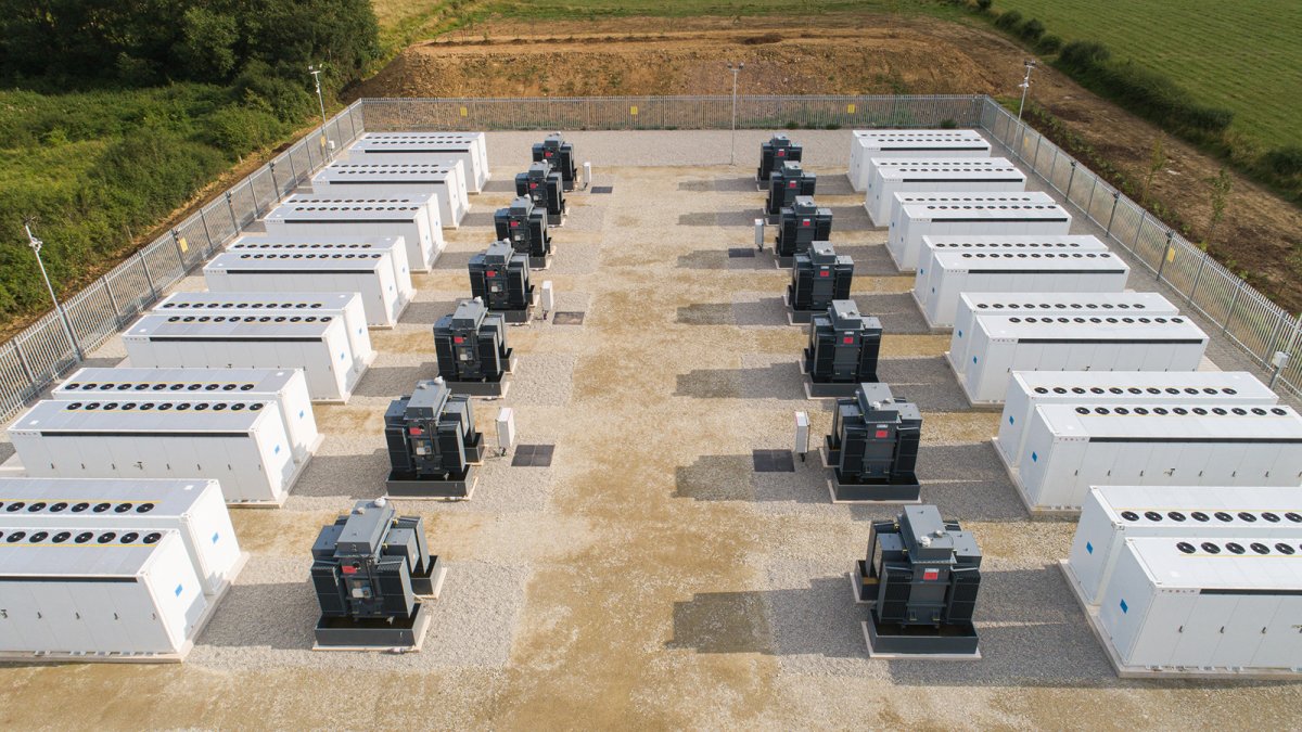 FRV presenta 1,8 GW para proyectos BESS y fotovoltaicos en Reino Unido